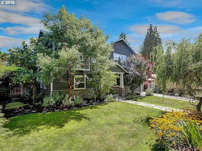 6114 SW 50th Ave Portland, OR 97221