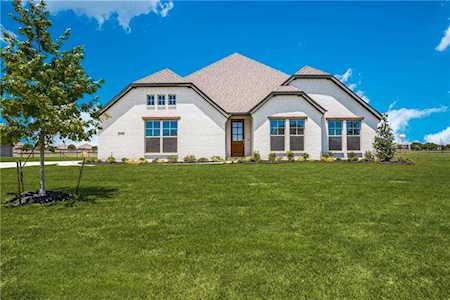 1110 Denton Creek Drive Justin, TX 76247