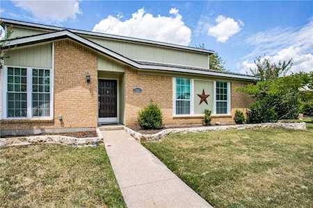 807 Roaming Road Drive Allen, TX 75002