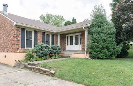 9103 Marse Henry Dr Louisville, KY 40299