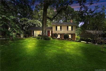 3909 Flowerfield Rd Charlotte, NC 28210