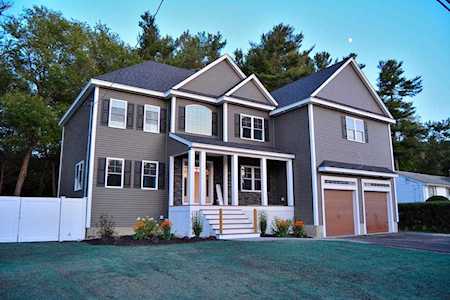 204 Fox Hill Rd Burlington, MA 01803