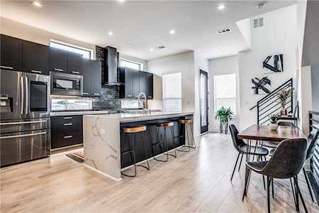 2000 Park Avenue #105 Dallas, TX 75215