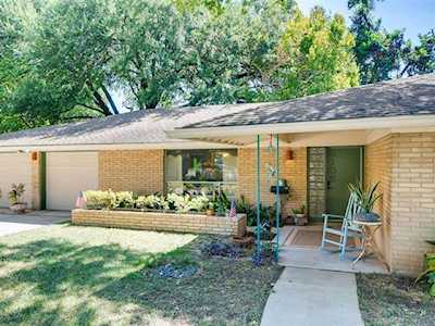 6103 Rickey Dr Austin, TX 78757