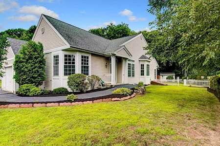 14 Eagle Dr #14 Shrewsbury, MA 01545