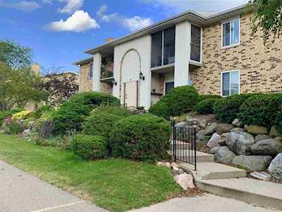 25 Golf Course Rd #B Madison, WI 53704