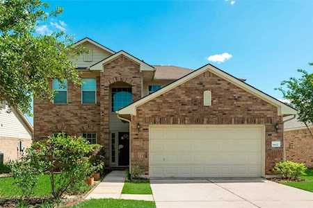 8627 Cedar Walk Dr Tomball, TX 77375