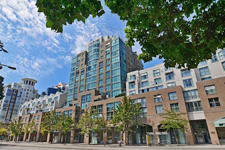 1159 Main Street #303 Vancouver, BC V5A 4B6