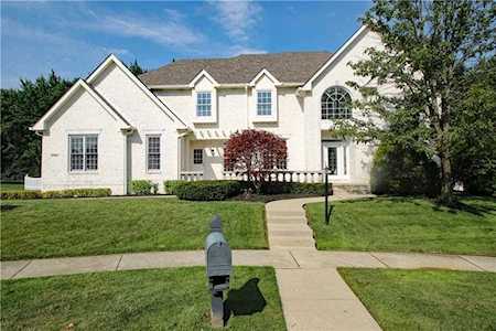 4770 Khaki Court Zionsville, IN 46077