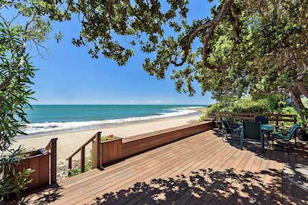 1811 Fernald Point Ln Santa Barbara, CA 93108