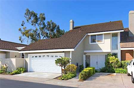 32 Woodland Drive Irvine, CA 92604