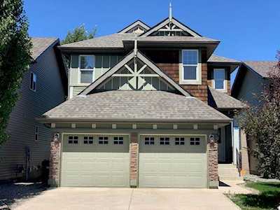 38 Autumn Grove SE Calgary, AB T3M 0H1