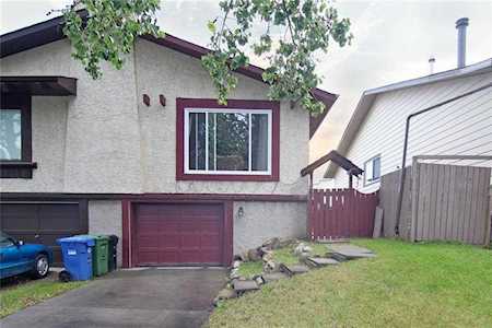 25 Falchurch Road NE Calgary, AB t3j 1g6