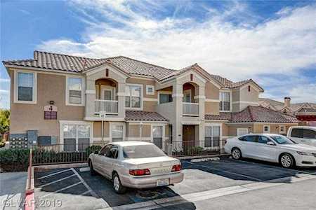 5855 Valley Dr #2020 North Las Vegas, NV 89031