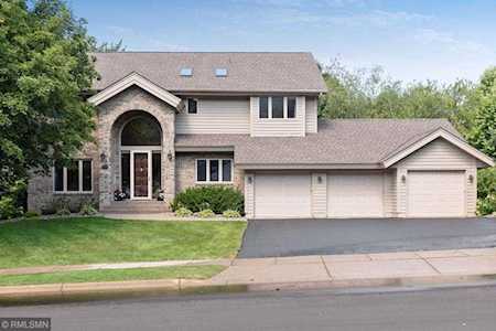 8800 Wood Cliff Road Bloomington, MN 55438