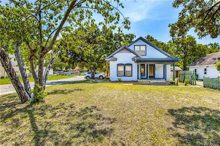 2150 Langdon Avenue Dallas, TX 75235