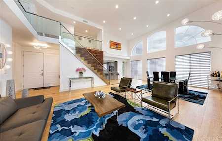 11723 Goshen Avenue #301 Brentwood, CA 90049