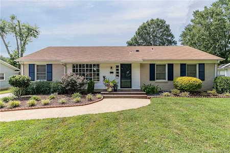 3926 Medallion Dr Charlotte, NC 28205