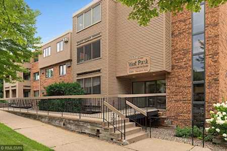 1034 Cleveland Avenue S #108 Saint Paul, MN 55116