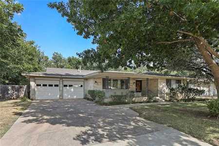 4124 Mackey Drive North Richland Hills, TX 76180