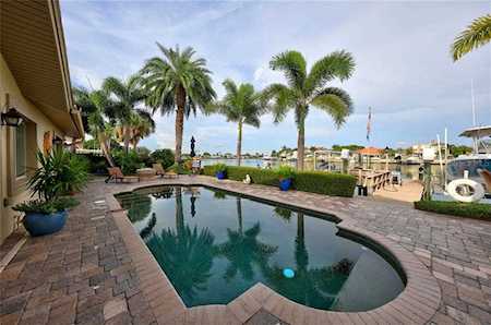 2503 Bayshore Drive Belleair Beach, FL 33786