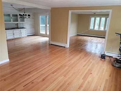 70 Rip Van Winkle CIR Warwick, RI 02886