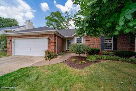 8121 Eagles Crest Ct Louisville, KY 40291