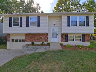 5204 Firwood Ln Louisville, KY 40291