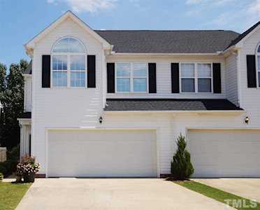 2412 Pumpkin Ridge Way Raleigh, NC 27604