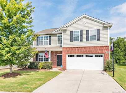 3005 Blue Stream Ln Indian Trail, NC 28079