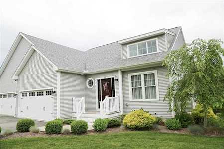 135 Brandywyne CT South Kingstown, RI 02879