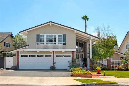 2075 Goldeneye Place Costa Mesa, CA 92626