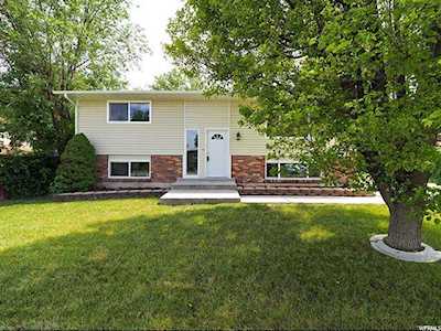 3745 W Hillsboro S Cir West Jordan, UT 84084