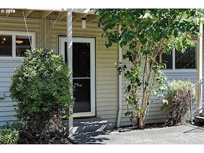 6735 SW Capitol Hill Rd Portland, OR 97219