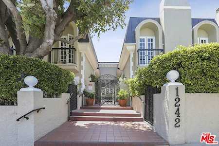 1242 Berkeley Street #10 Santa Monica, CA 90404