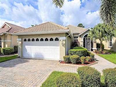 704 SW Saint Croix Cove Port Saint Lucie, FL 34986