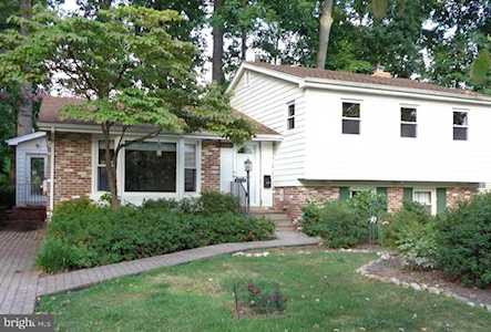 3532 Queen Anne Dr Fairfax, VA 22030