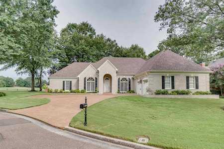 2683 Burton Briar Cir Collierville, TN 38017