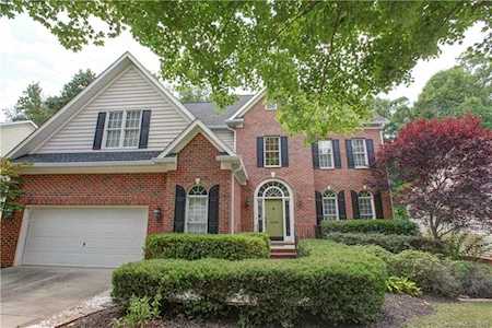 16003 Cranleigh Dr Huntersville, NC 28078