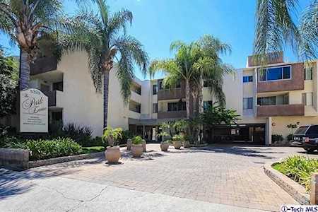 5325 Newcastle Avenue #137 Encino, CA 91316