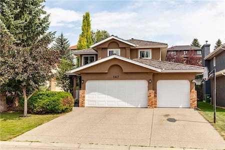 147 Mt Reliant Place SE Calgary, AB T2Z 2G2