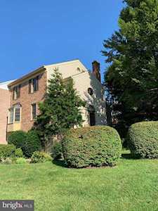 4634 Luxberry Dr Fairfax, VA 22032