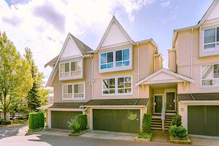 7393 Hawthorne Terrace Burnaby, BC V5E 4N1