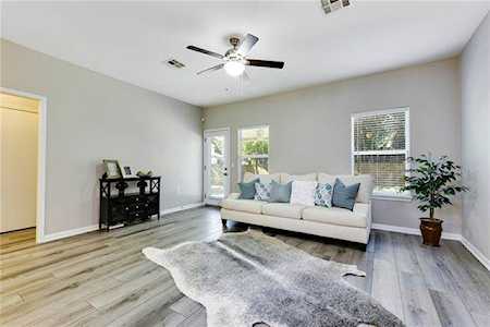 5807 Brook Valley Dr Austin, TX 78724