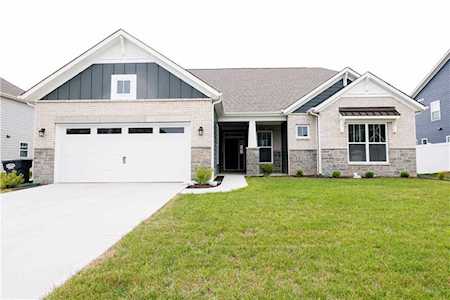 1343 Garden Terrace Avenue Greenwood, IN 46143