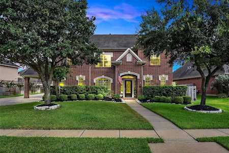 21018 Heartwood Oak Trl Cypress, TX 77433