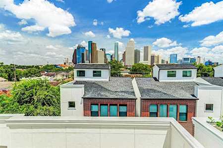 1412 Ruthven St Houston, TX 77019