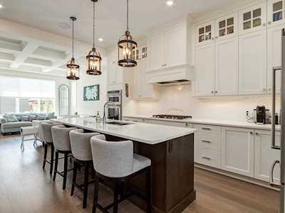 2441 30 Avenue SW Calgary, AB T2T 1S1
