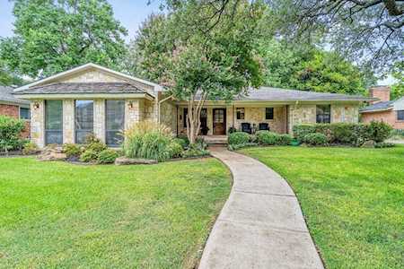 3527 Ainsworth Drive Dallas, TX 75229