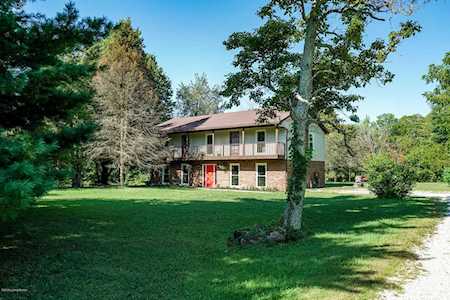 3100 Maple Leaf Dr La Grange, KY 40031